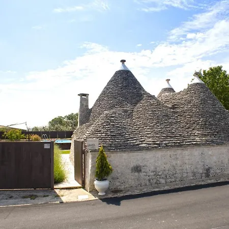 Villa Trulli Ginevra Con Piscina